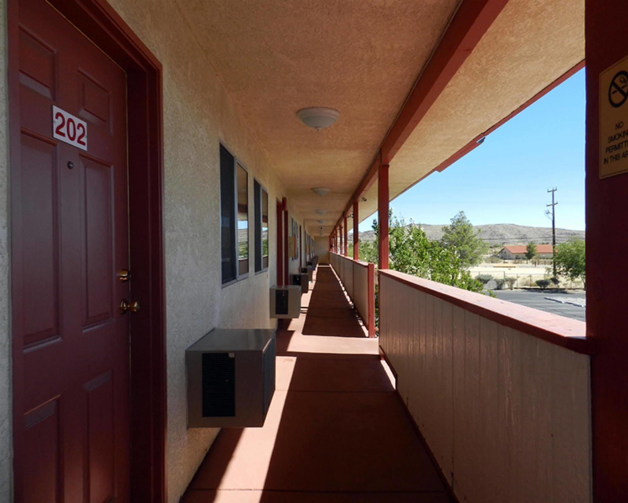 High Desert Motel Joshua Tree National Park (Adults Only) Eksteriør bilde